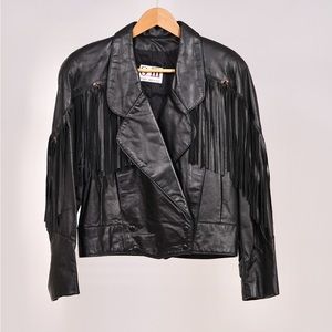Vtg fringe leather motorcycle jacket, sizes M/ L, like new.